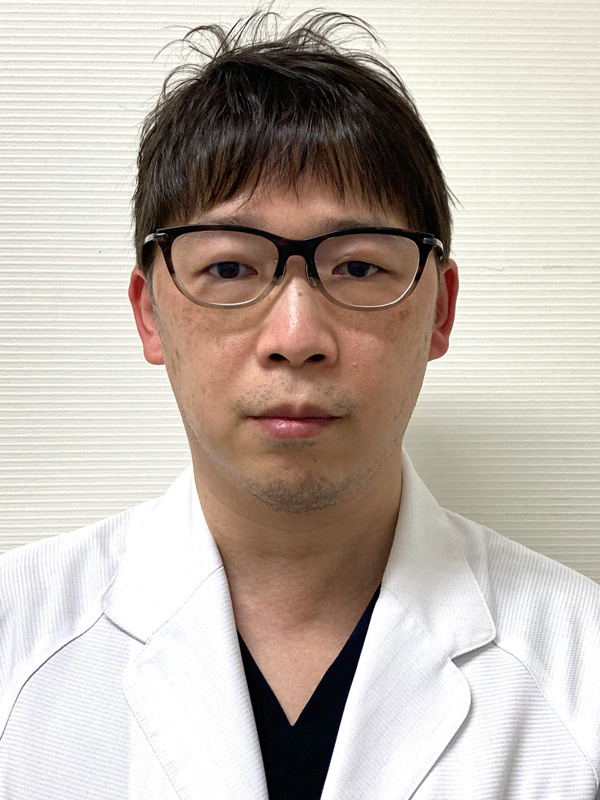 山口　友範